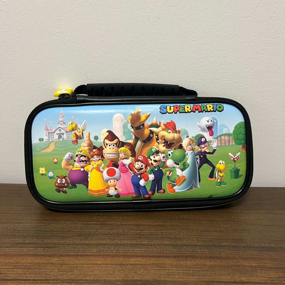 Nintendo Switch Super Mario Game Traveler Deluxe Travel Case NNS53A